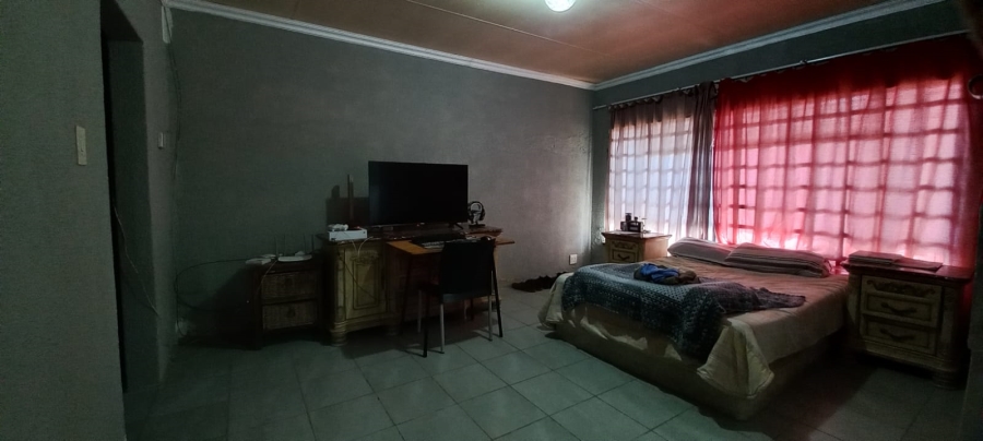 3 Bedroom Property for Sale in Roosheuwel North West